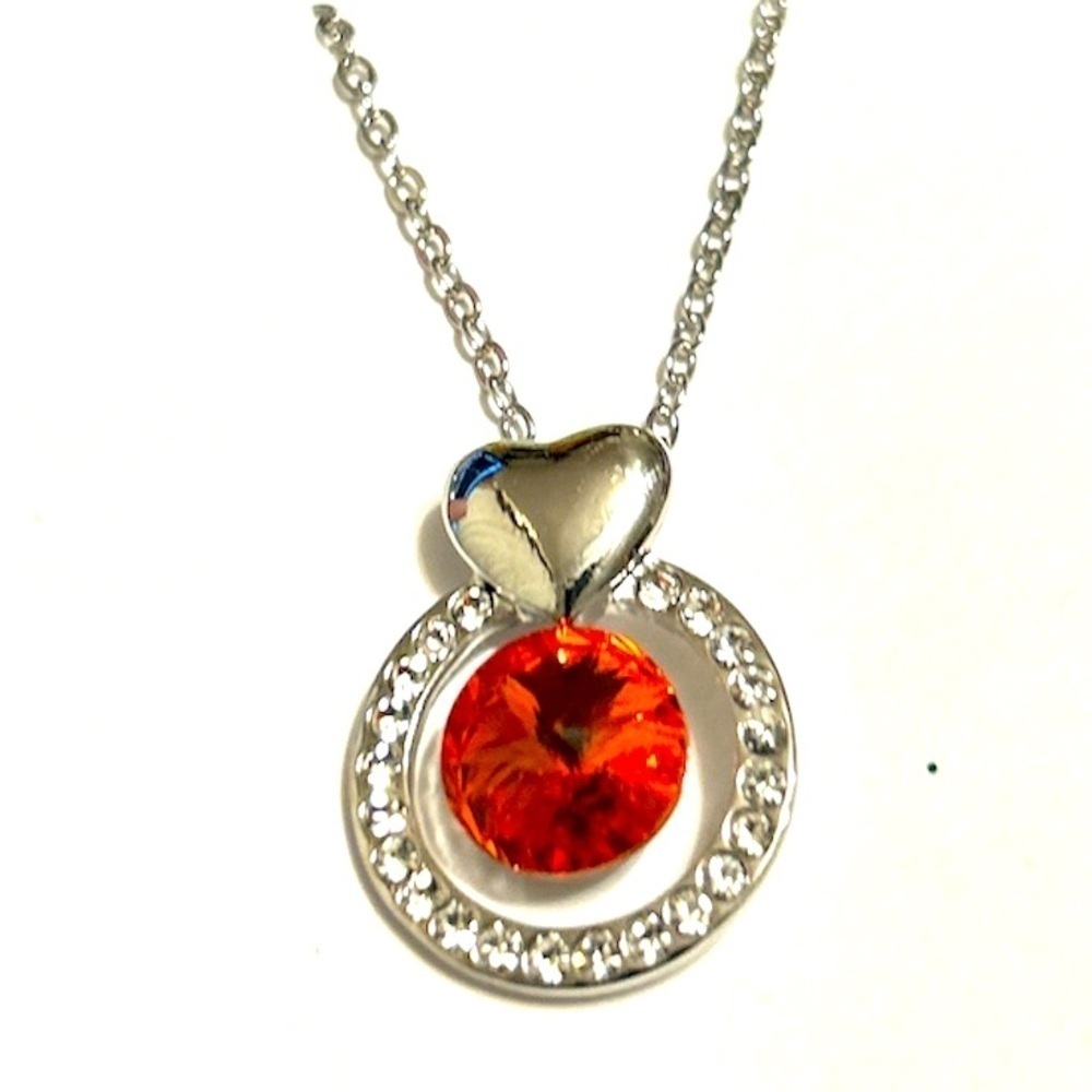 Heart Pendent necklace w/ Reddish-Brown stone